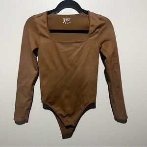 OQQ- Brown Long Sleeve Body suit Size M